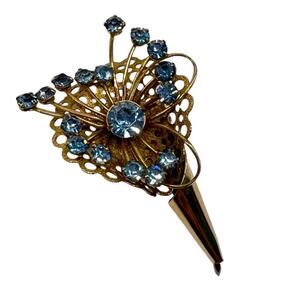 Vintage Blue Rhinestone Prong Set Brooch Flower Basket Gold Tone Costume Pin
